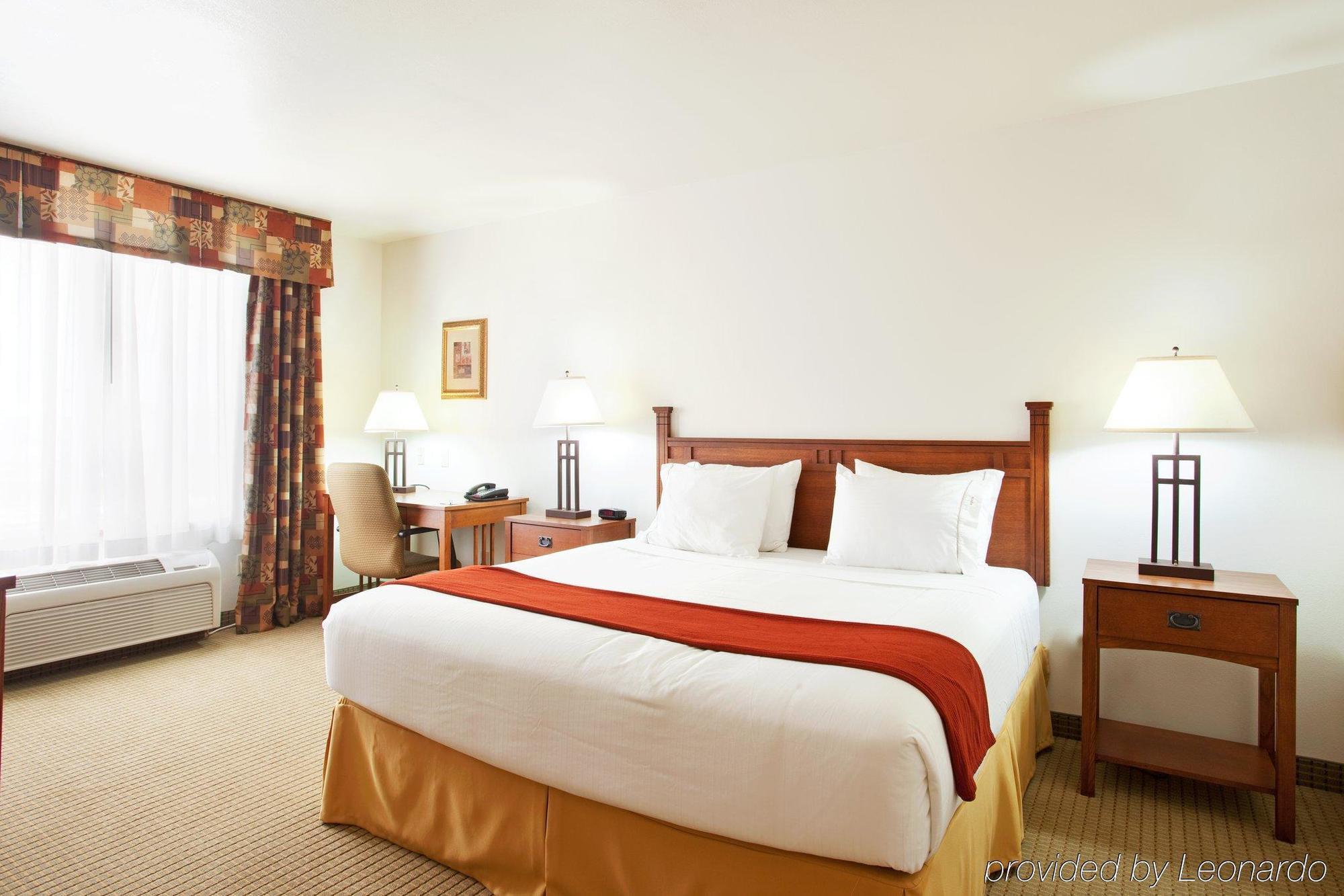 Holiday Inn Express Hotel & Suites Mattoon By Ihg Exteriör bild